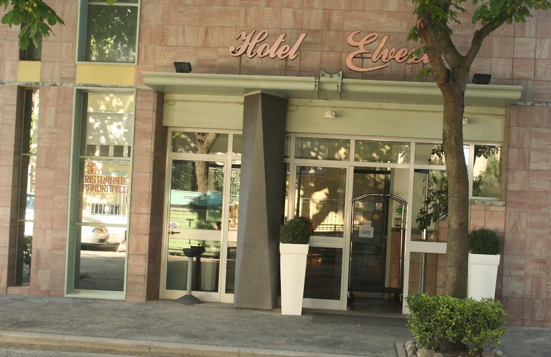 Hotel Elvezia-1